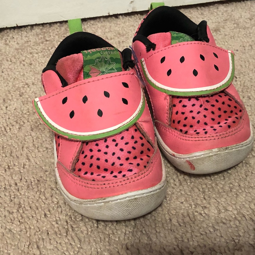 Reebok watermelon sneakers toddler size 6